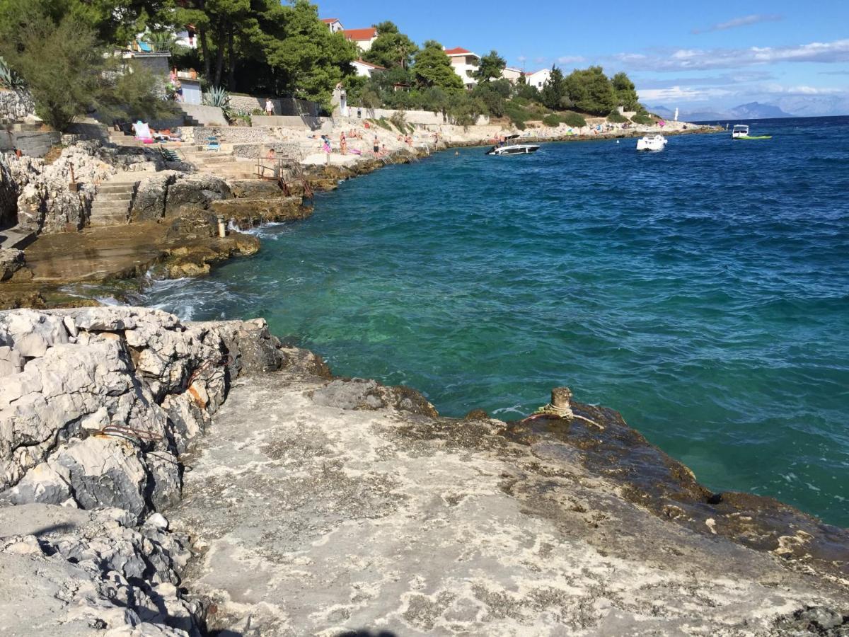 Luxury Beachfront Villa Carlisa Čiovo Eksteriør bilde