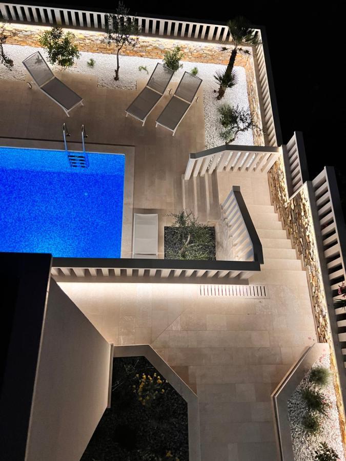 Luxury Beachfront Villa Carlisa Čiovo Eksteriør bilde
