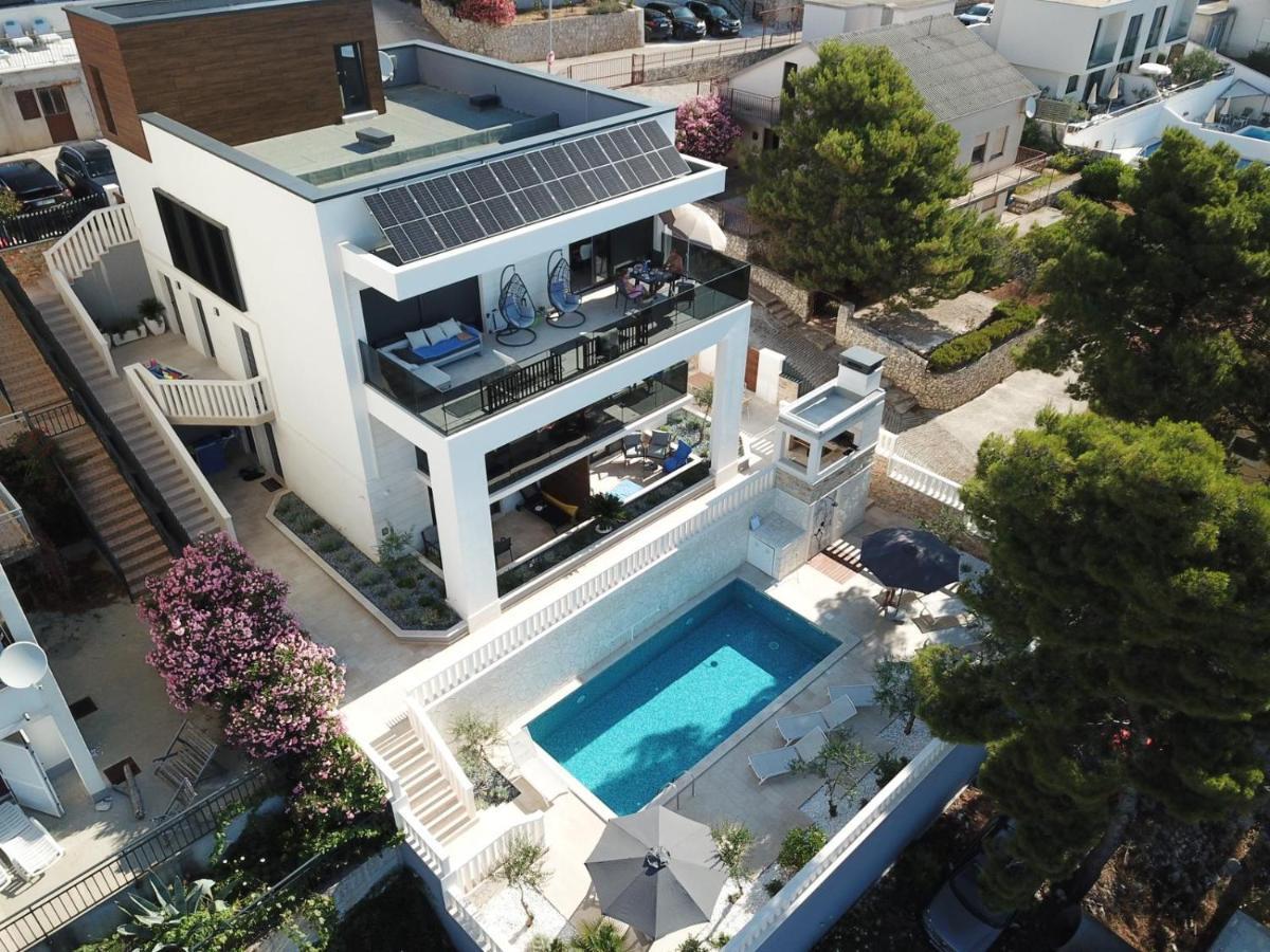 Luxury Beachfront Villa Carlisa Čiovo Eksteriør bilde